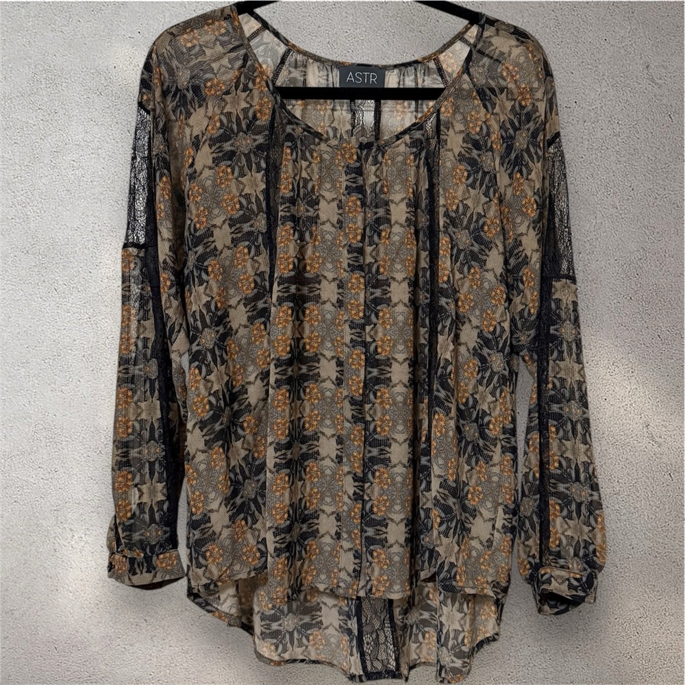 ASTR Sheer Lace Trim Abstract Print Blouse Lightweight Boho Peasant Size Large